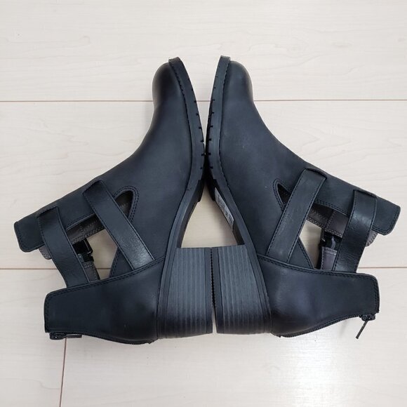 Sofft Euro Soft Size Buckle Ankle Boots Black Man Made Upper Sz 9.5 - Picture 4 of 11